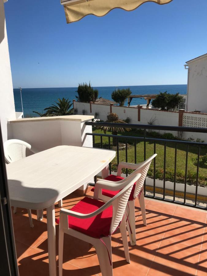 Apartamento A Pie De Playa. Nerja Exteriér fotografie