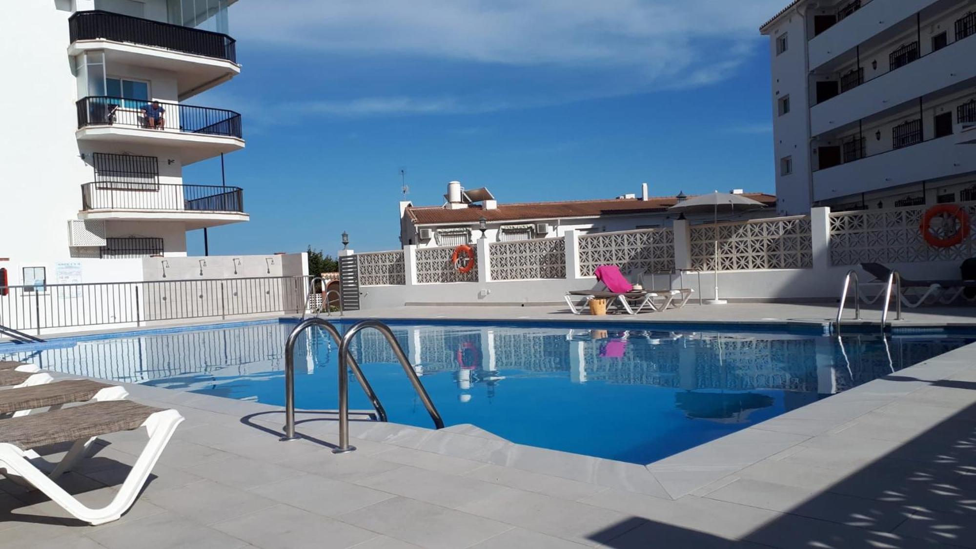 Apartamento A Pie De Playa. Nerja Exteriér fotografie