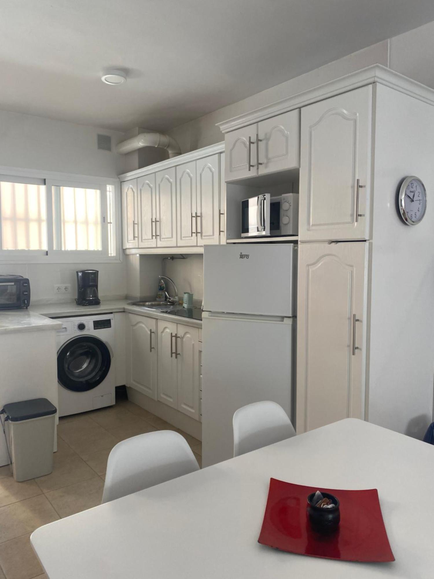 Apartamento A Pie De Playa. Nerja Exteriér fotografie